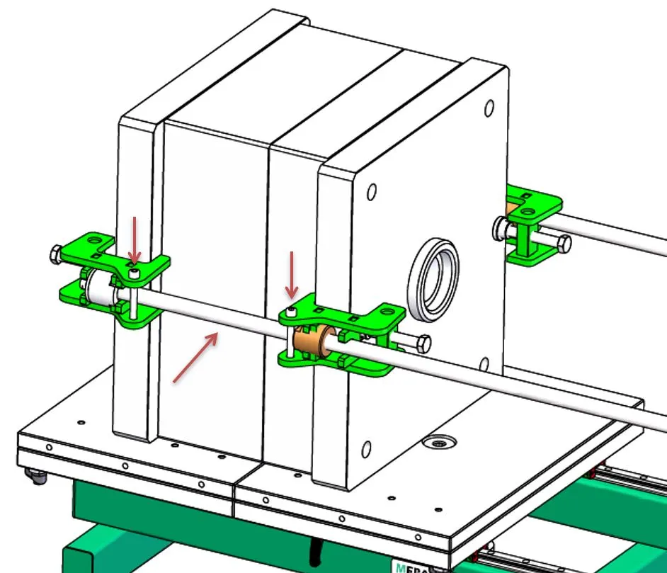 Die technische Zeichnung zeigt eine Öffnungshilfe an einer Form mit grünen Spannbacken und eingelegter Gewindespindel.