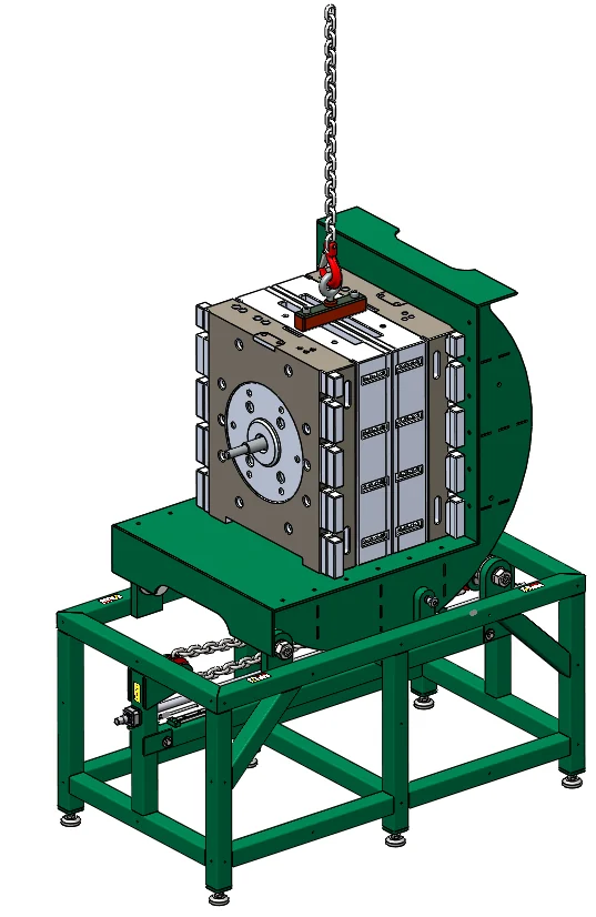 Spritzgussform wird mit dem Kran in den Korb des mechanischen Werkzeugwenders gelegt