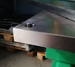 Detailaufnahme-Sicherungspin-Formenoeffner