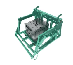 Mechanischer Werkzeugwender 5–7 t mit Spritzgussform im Wendekorb vor dem Wenden